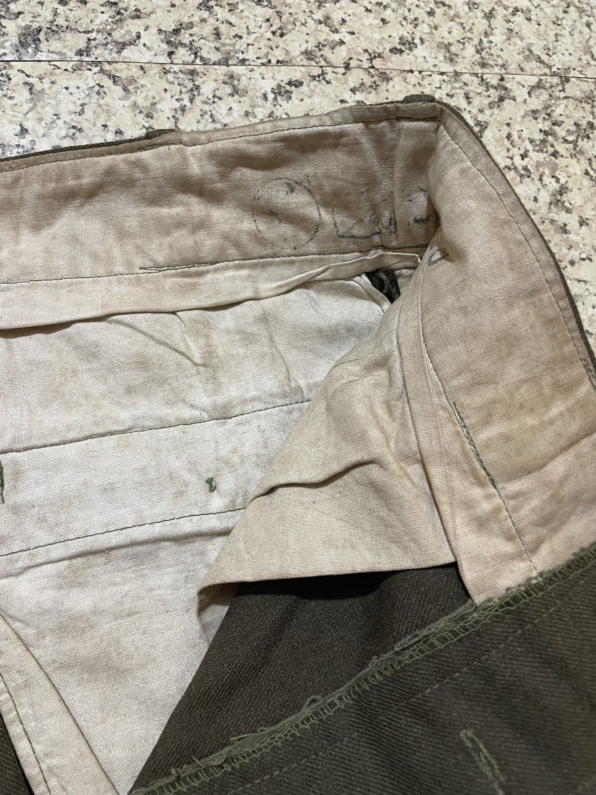 Vintage ARCHIVAL VINTAGE US ARMY M-1945 TROUSERS WWII KOREAN WAR ERA Size US 31 - 18 Thumbnail