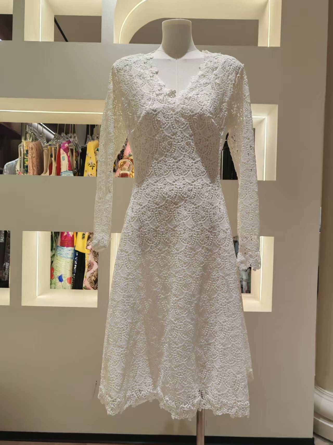 Ermanno Scervino Ermanno Scervino Lace Dress Size 40 Size S / US 4 / IT 40 - 1 Thumbnail