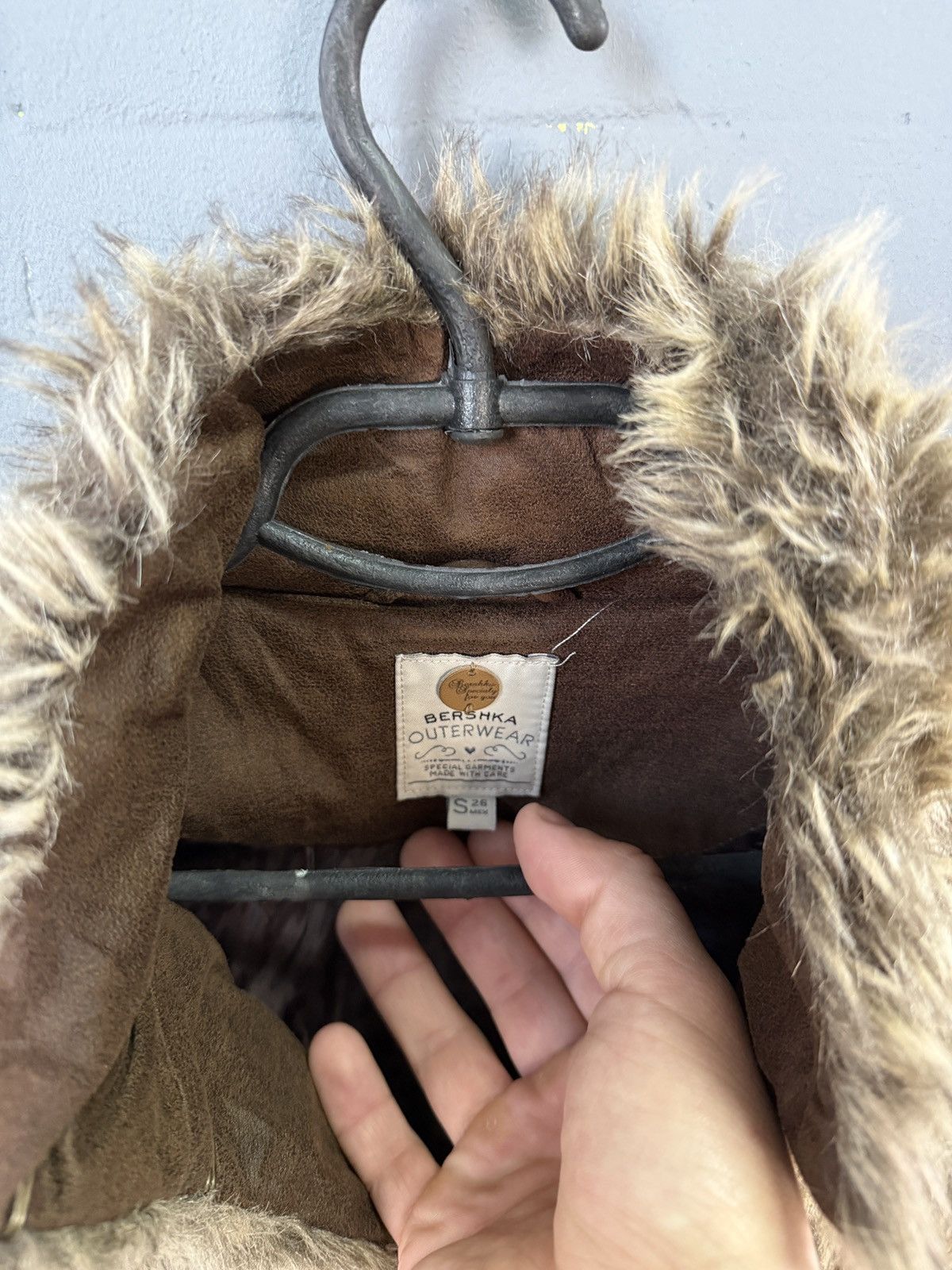 If Six Was Nine Vintage Y2K Crpped Faux Fur Vest LGB Style UNISEX Size US S / EU 44-46 / 1 - 5 Thumbnail