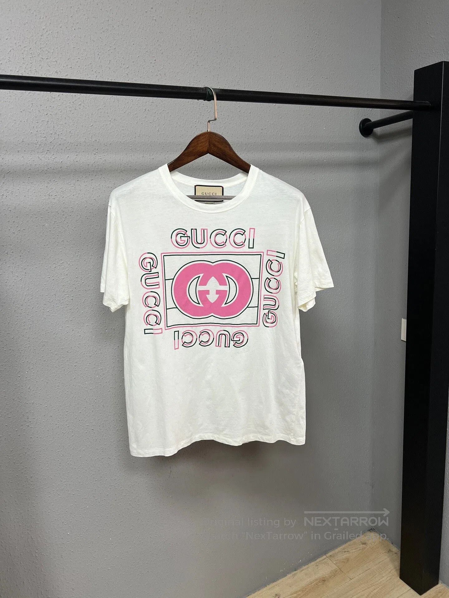 Gucci gucci white logo print short sleeve top. Size S / US 4 / IT 40 - 1 Thumbnail