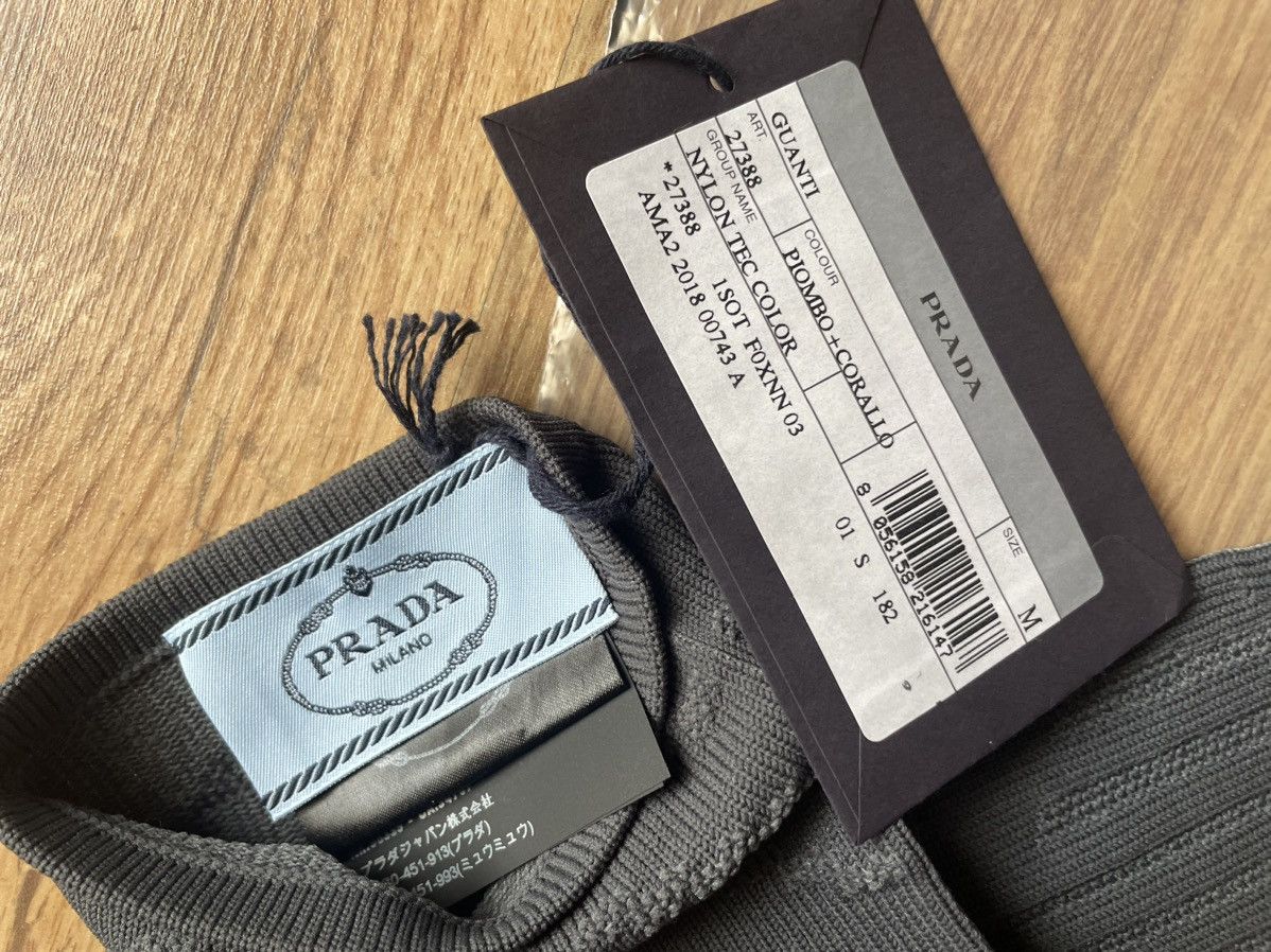 Prada Prada 2018 Sleeve Gloves Size ONE SIZE - 2 Thumbnail