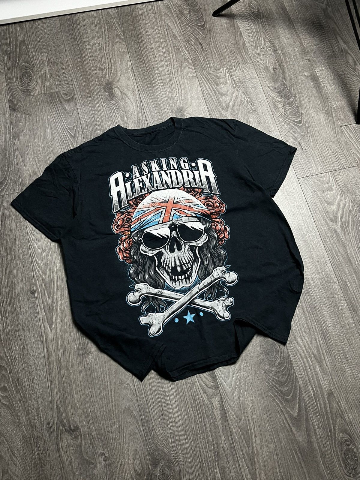 Band Tees VINTAGE 2012 Asking Alexandria Metalcore Band Tee Shirt Size US L / EU 52-54 / 3 - 1 Thumbnail