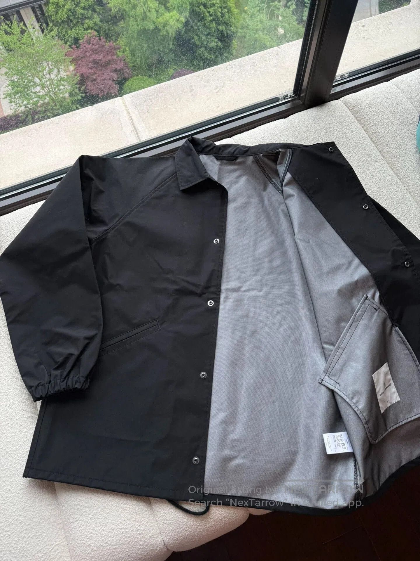 uniform experiment jazzy 5 coach jacket from uniform experiment. Size US M / EU 48-50 / 2 - 3 Thumbnail