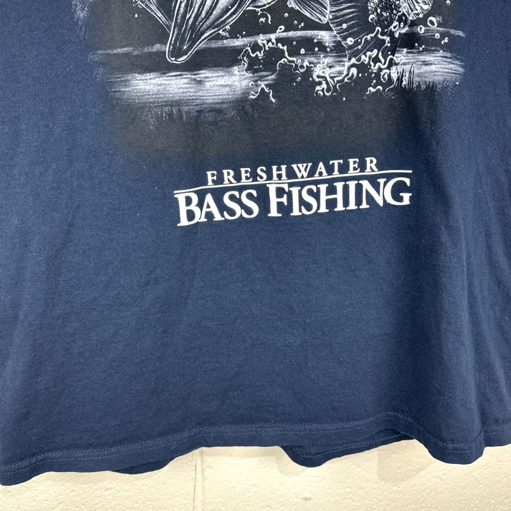 Vintage Vintage Freshwater Bass Fishing Shirt, XL, Blue Graphic, Mens, Unisex Size US XL / EU 56 / 4 - 7 Thumbnail