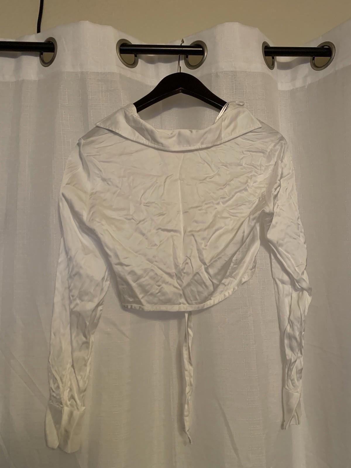 Zara Zara white cropped satin blouse: Medium Size M / US 6-8 / IT 42-44 - 3 Thumbnail