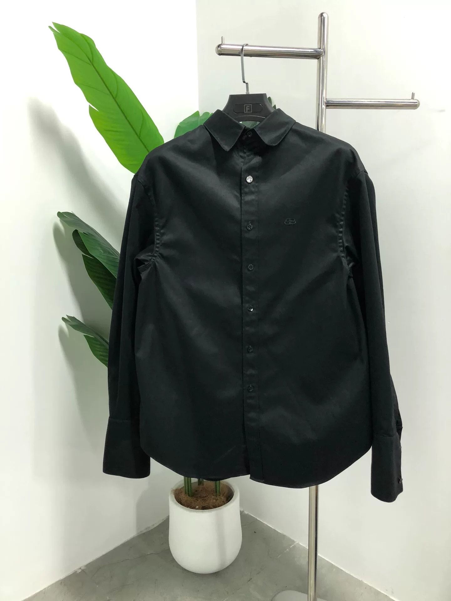 Balenciaga balenciaga graffiti print shirt jacket Size US M / EU 48-50 / 2 - 1 Thumbnail