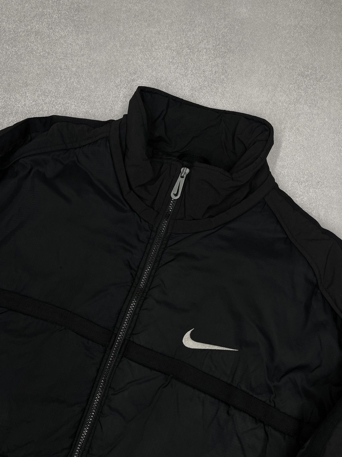 Nike Vintage Nike Puffer Jacket Black Double Logo Swoosh Y2K Size US L / EU 52-54 / 3 - 4 Thumbnail