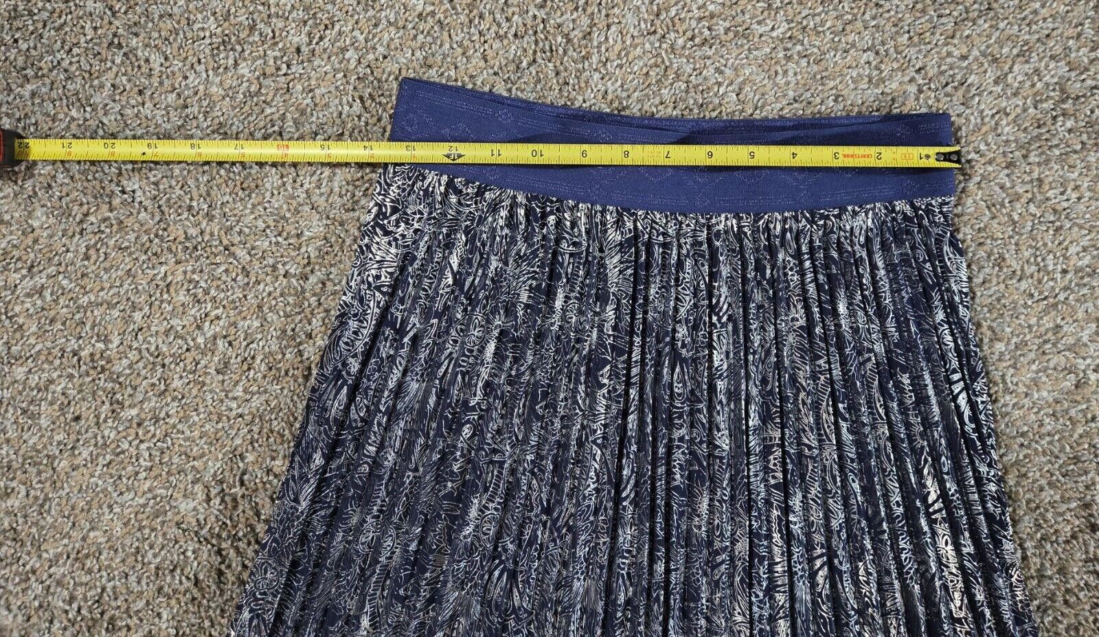 Designer LuLaRoe Elegant Jill Small Navy Silver Pleated Midi Skirt Size 28" / US 6 / IT 42 - 3 Thumbnail