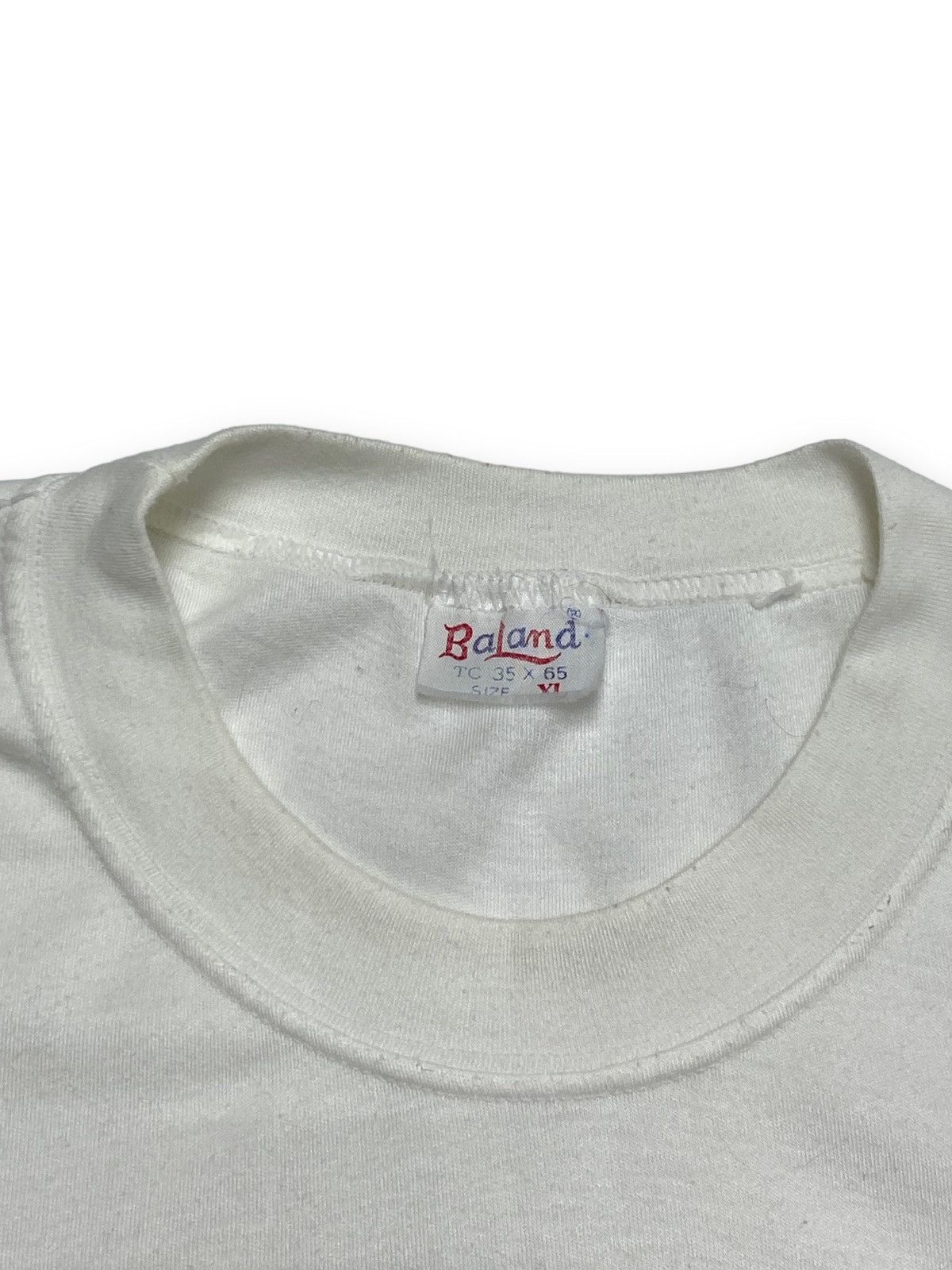 Vintage 90s Vintage Vietnam Danang White T Shirt Single Stitch M Size US S / EU 44-46 / 1 - 3 Thumbnail