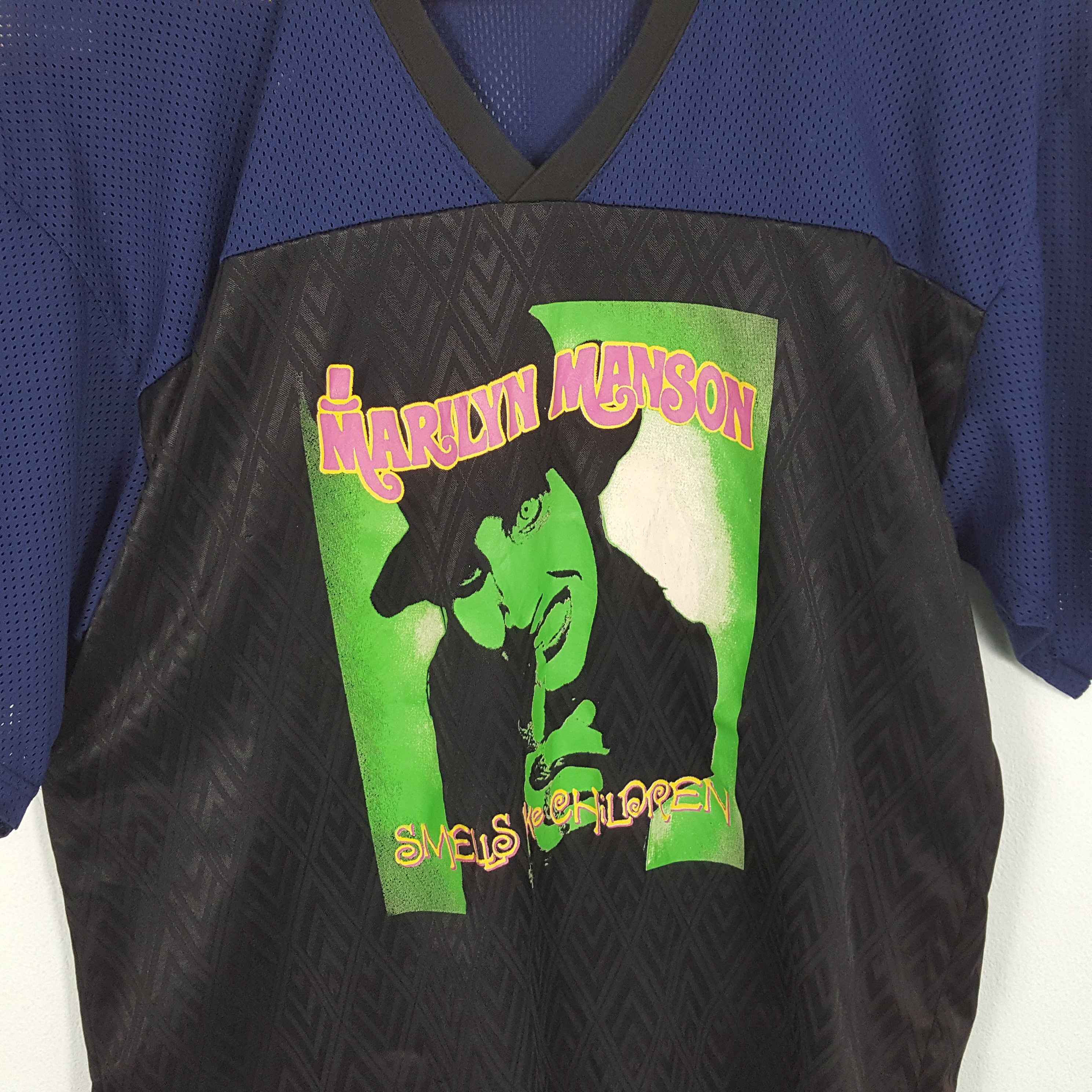 Band Tees × Marilyn Manson × Vintage Vintage 90's MARILYN MANSON American Musician Tour T-Shirts Size US L / EU 52-54 / 3 - 2 Thumbnail