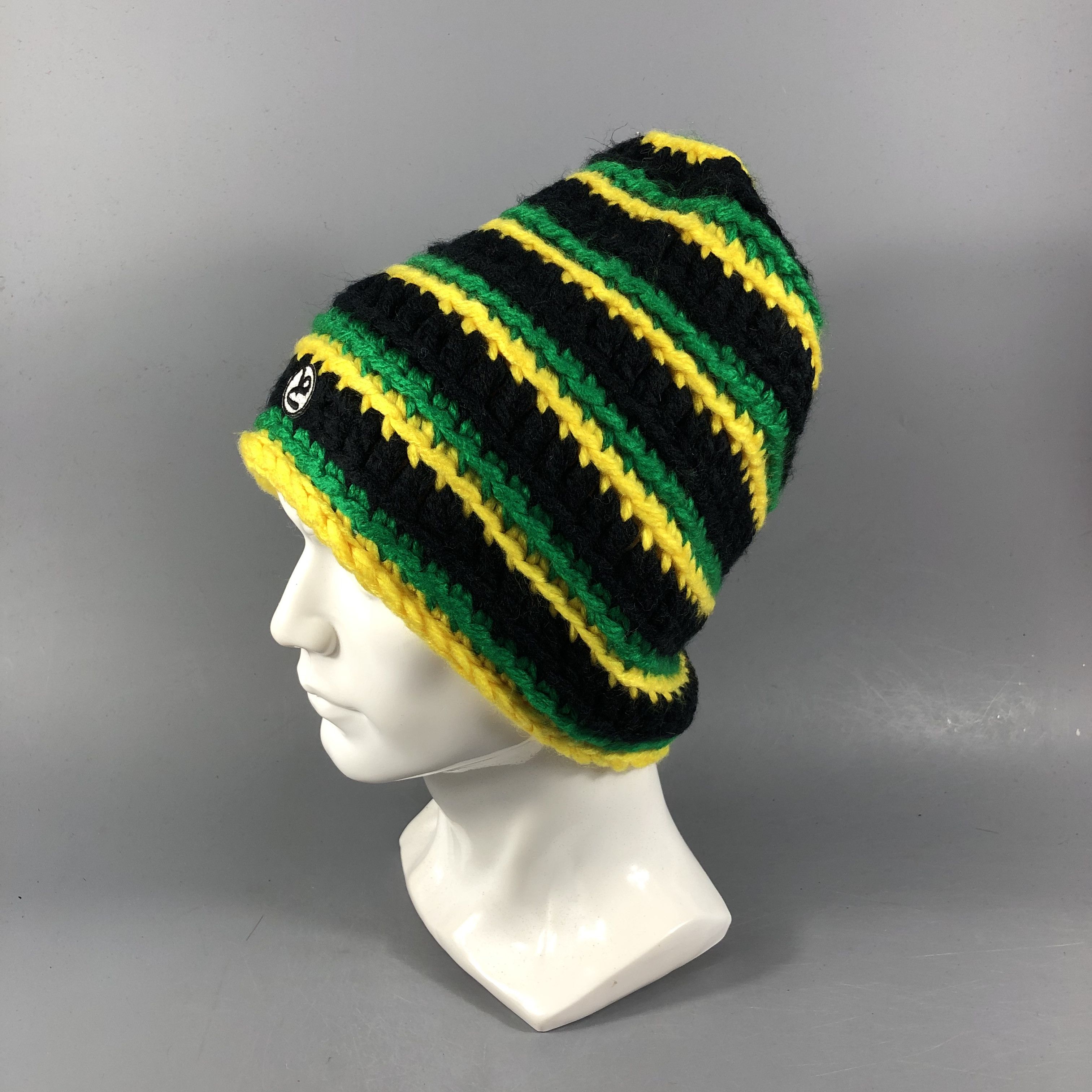 Vintage Unknown Striped Knit Beanie Snowcap Snow Hat B929 Size ONE SIZE - 2 Thumbnail