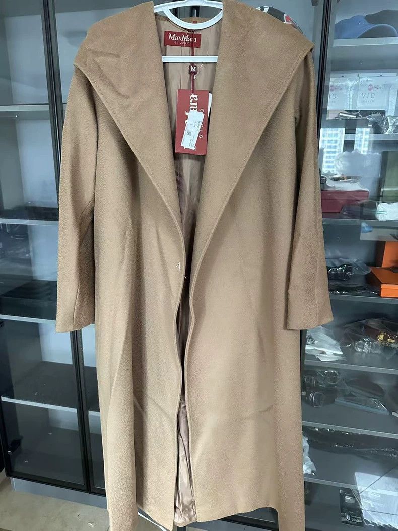 Max Mara Max Mara Solid hooded lace-up long-sleeved coat Size M / US 6-8 / IT 42-44 - 1 Thumbnail