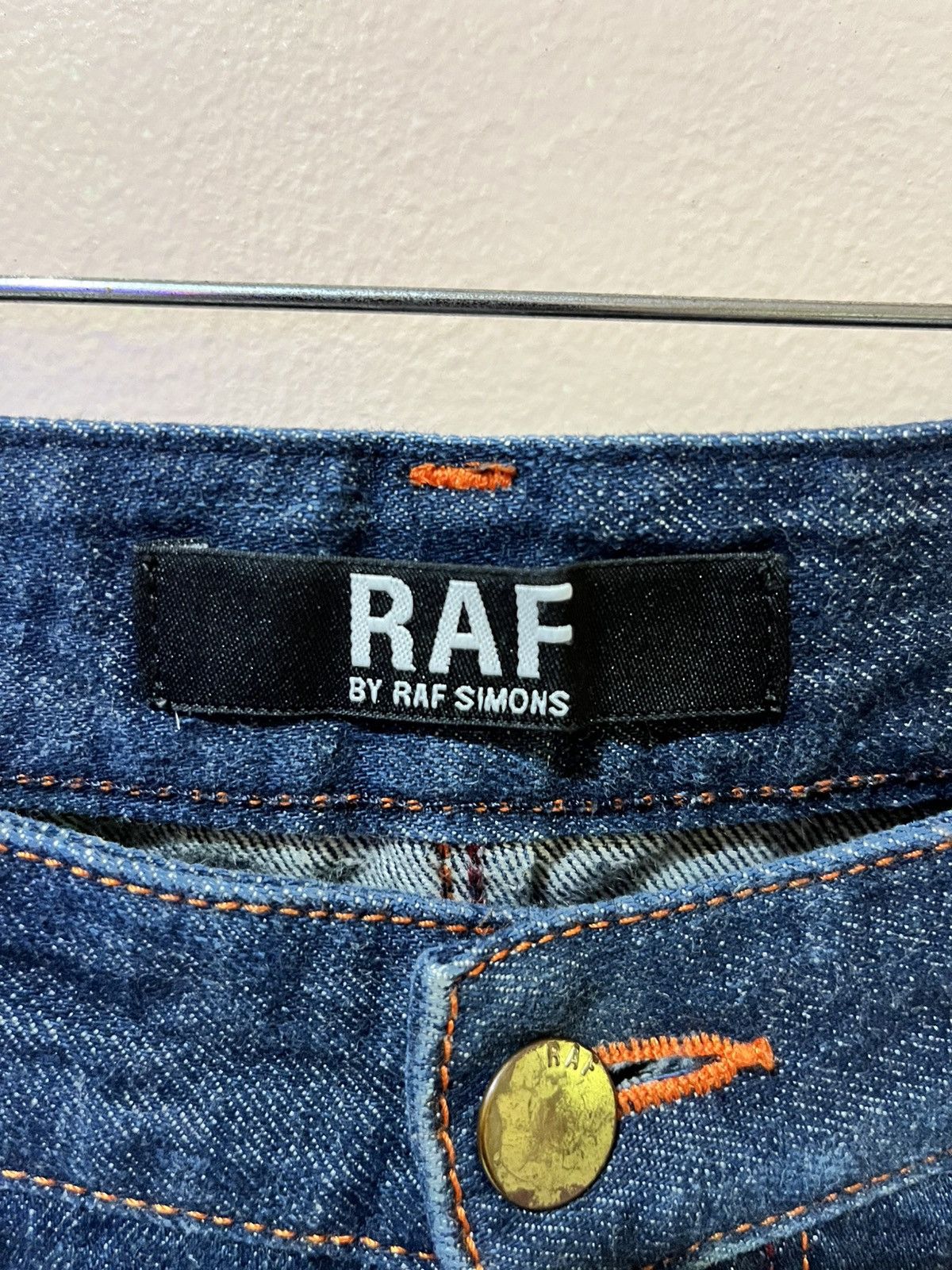 Raf by Raf Simons Raf By Raf Simons - Yellow Patent Back Pockets - Jeans Size US 30 / EU 46 - 14 Thumbnail