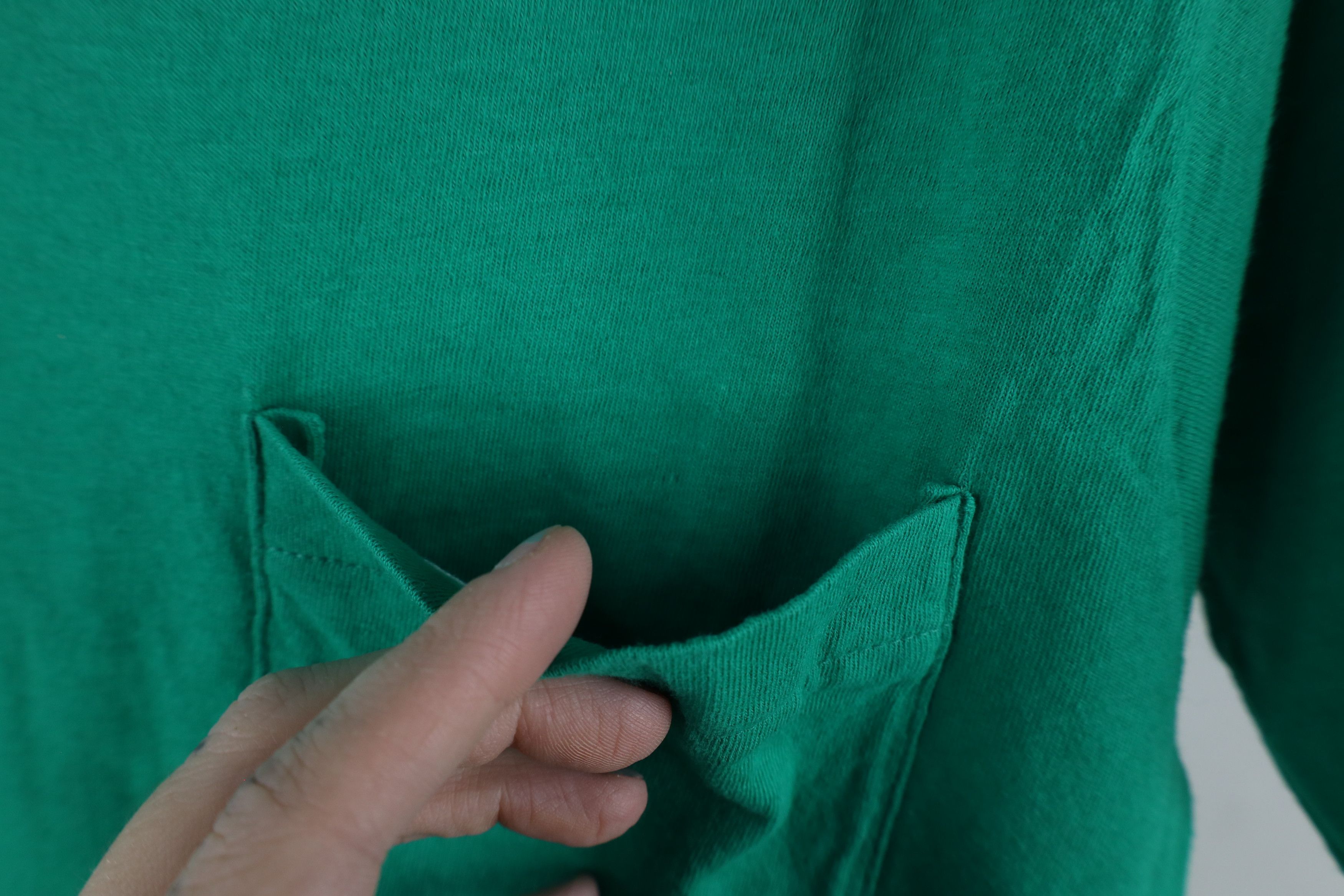 Vintage Vintage 80s 90s Streetwear Cotton T-Shirt Kelly Green USA Size US M / EU 48-50 / 2 - 7 Thumbnail