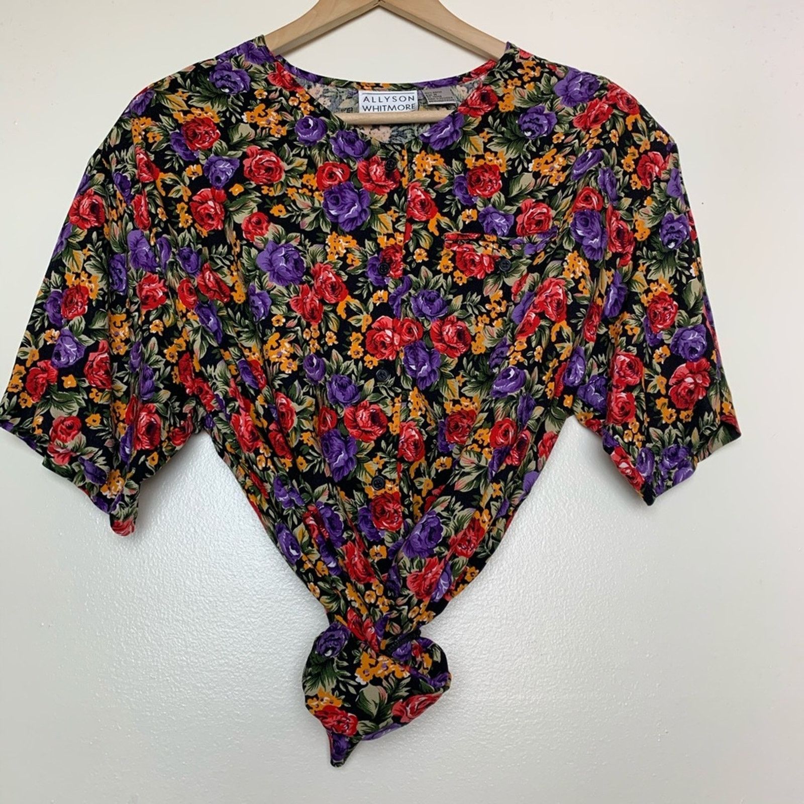 Vintage Vintage Black Floral Button Front Blouse Women’s Size Medium Size M / US 6-8 / IT 42-44 - 11 Thumbnail