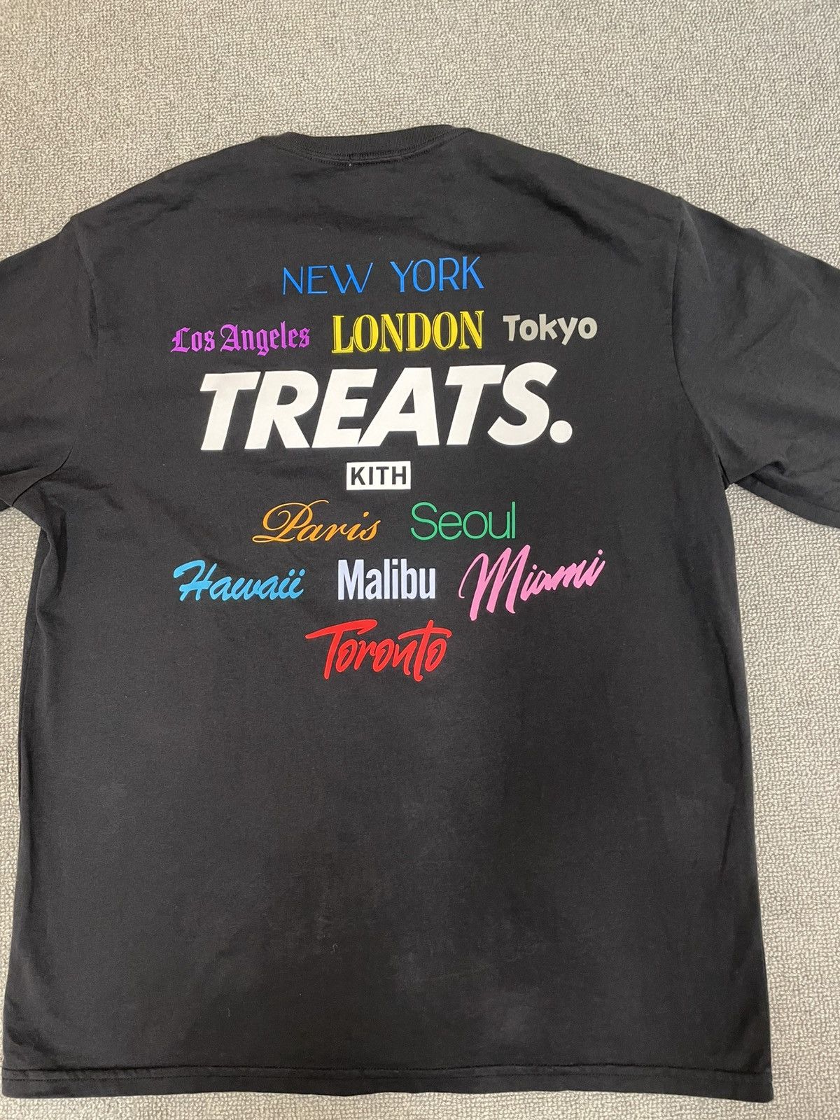 Kith Kith Treats World Tour Logo Long Sleeve Tee Size US M / EU 48-50 / 2 - 1 Thumbnail