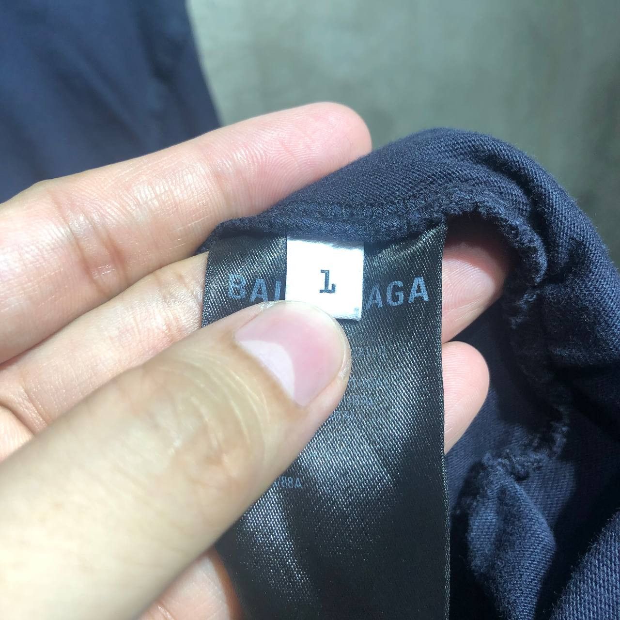 Balenciaga Balenciaga FBI Cracked tee Size US M / EU 48-50 / 2 - 9 Thumbnail