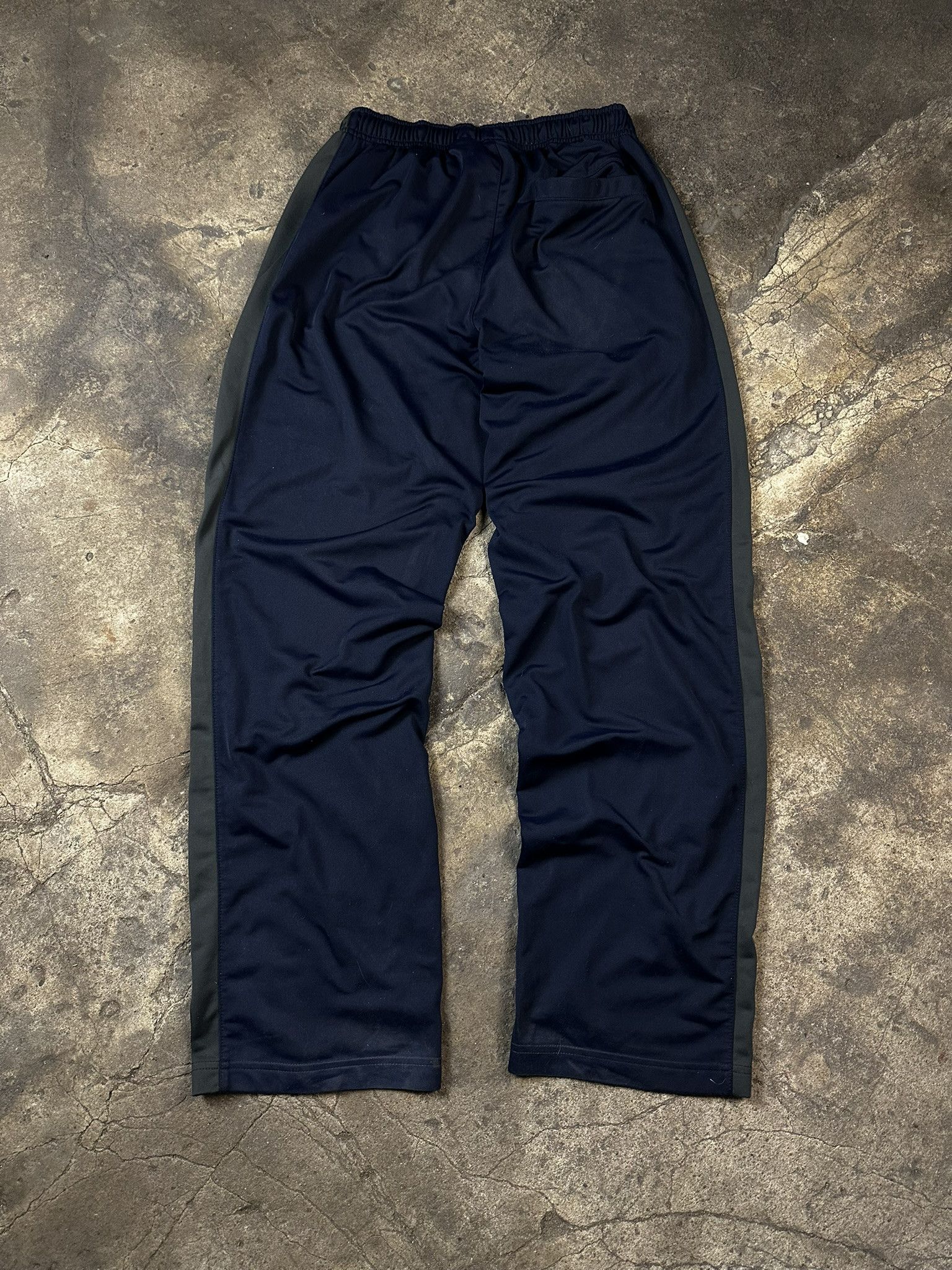 Nike 00s Vintage Nike Nylon Oversized Y2k Trackpants Size US 32 / EU 48 - 5 Thumbnail
