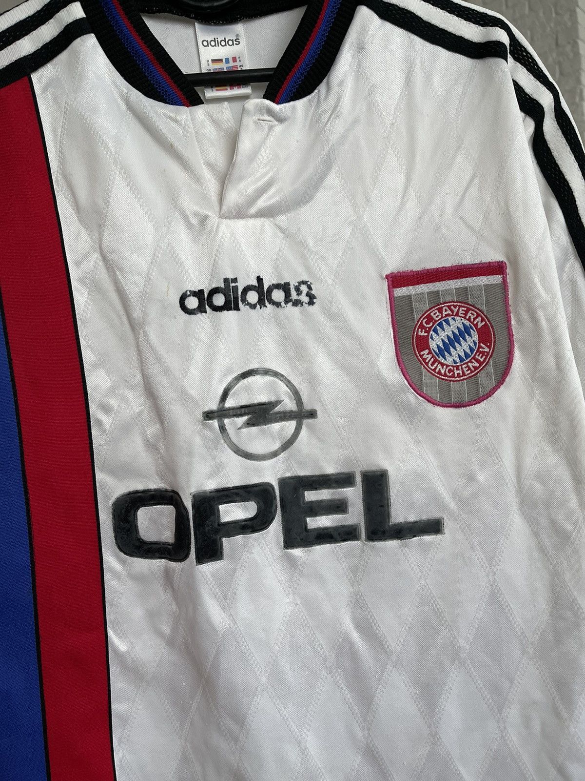 Adidas 1995/1996 Adidas Bayern Munich Vintage Soccer Jersey T-Shirt Size US S / EU 44-46 / 1 - 6 Thumbnail