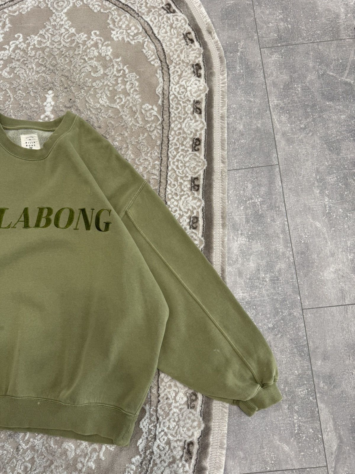 Billabong Vintage Brand Billabong Sweatshirt 1990s Size US L / EU 52-54 / 3 - 4 Thumbnail