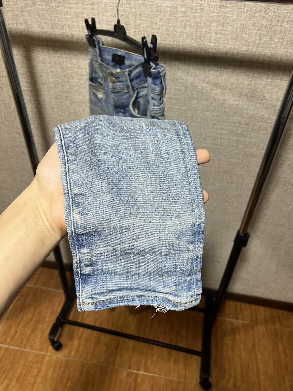 Amiri AMIRI BLUE DISTRESSED SLIM JEANS Size US 34 / EU 50 - 5 Thumbnail