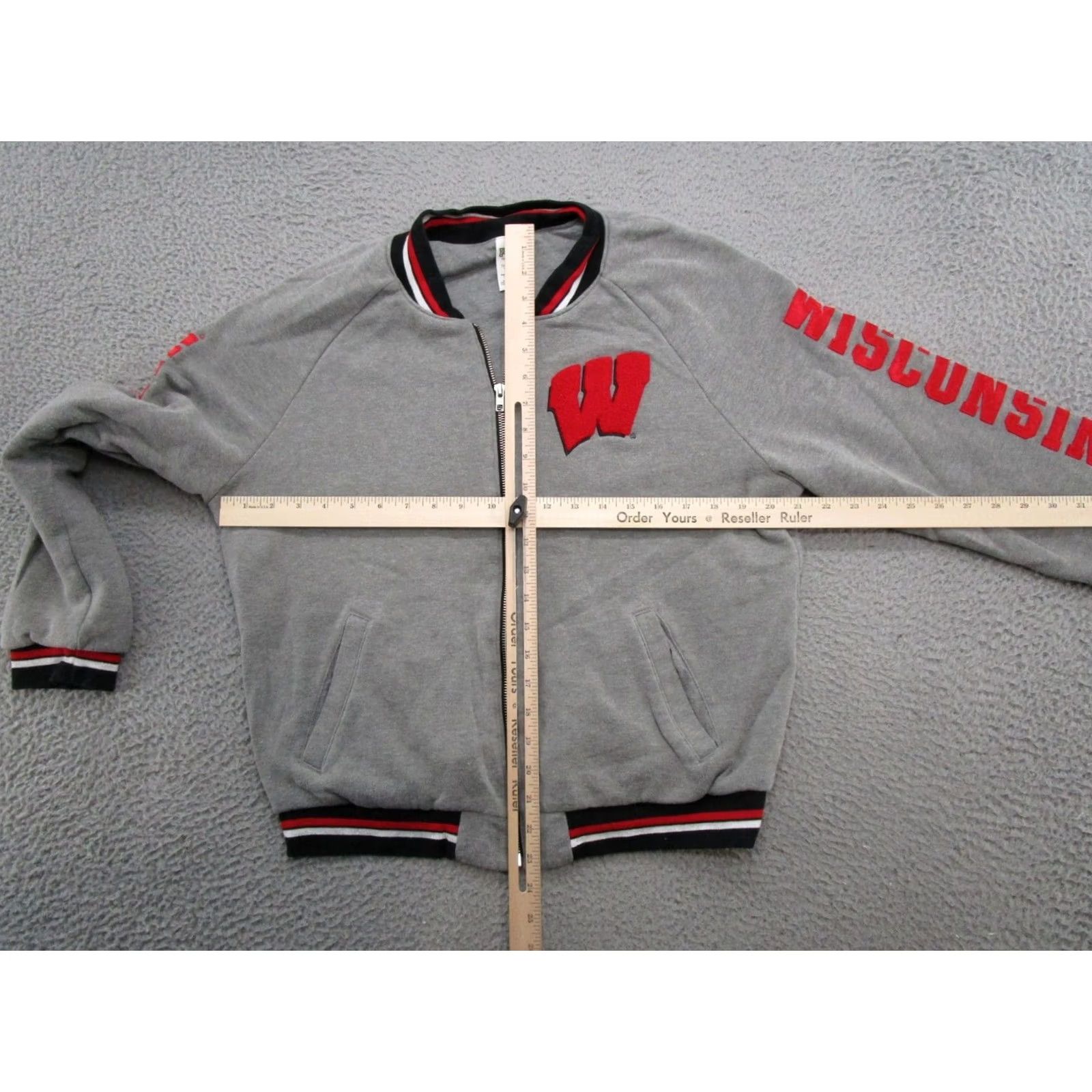 Victoria's Secret Love Pink Victoria's Secret WISCONSIN BADGERS Full Zip Women's Size M NCAA Pink Shirt Womens Size M / US 6-8 / IT 42-44 - 3 Thumbnail