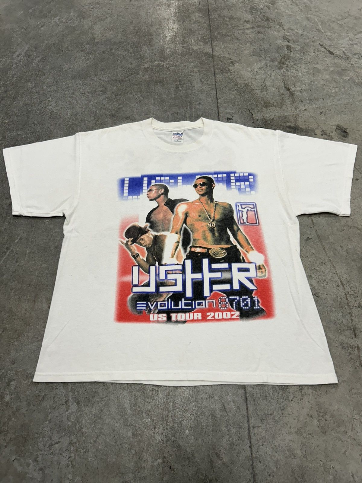 Band Tees Vintage usher evolution 8701 tour rap tee style Size US XL / EU 56 / 4 - 1 Thumbnail