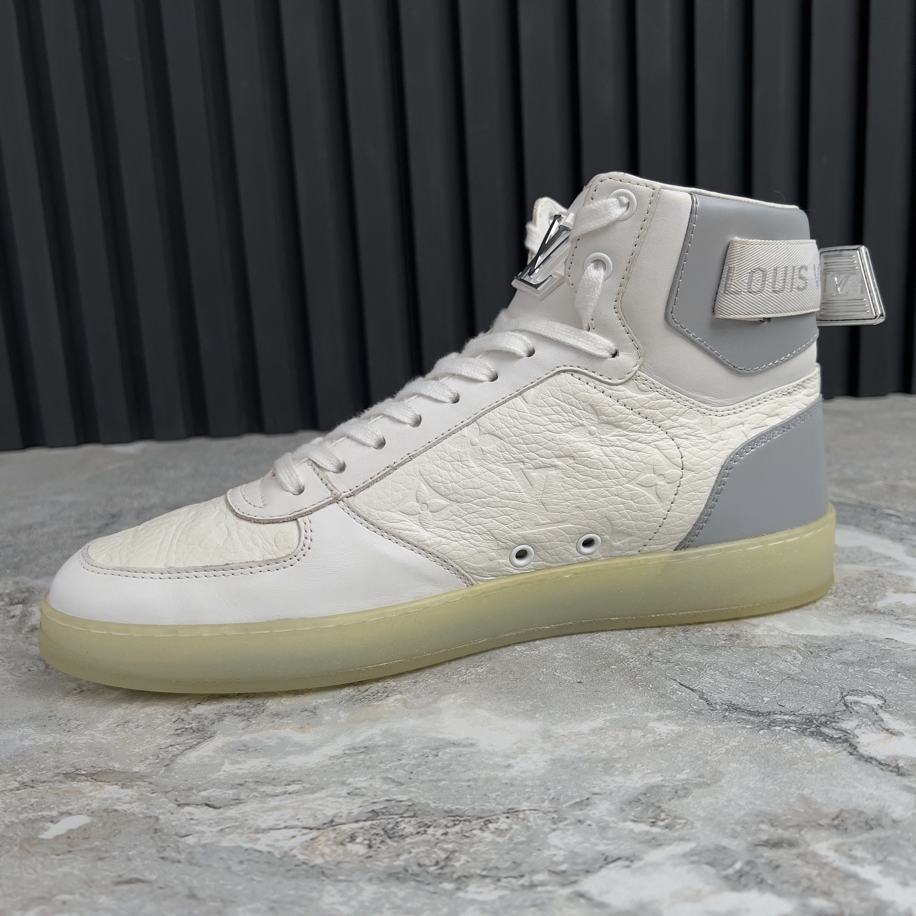 Louis Vuitton Rivoli High Top Sneaker Leather Size US 8.5 / EU 41-42 - 6 Thumbnail