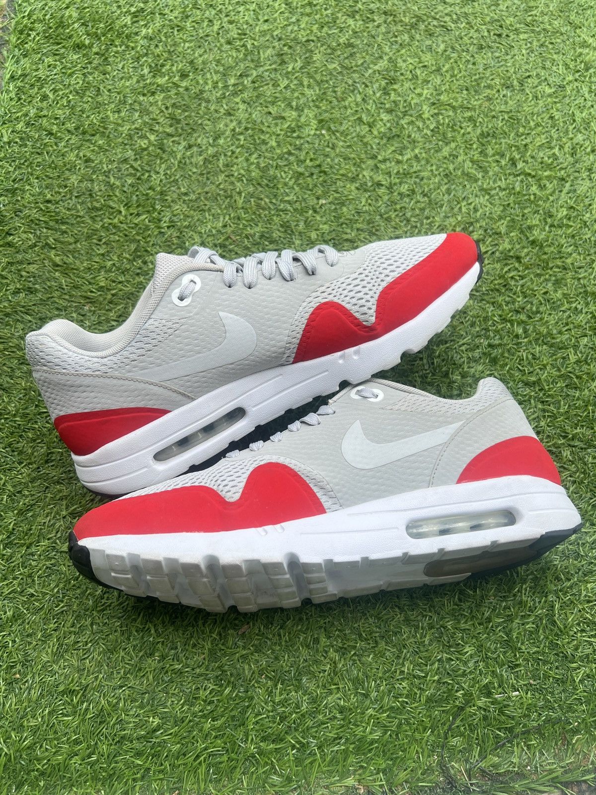 Nike Nike Air Max 1 Ultra Essential Uni Red Grey 819476-006 Size US 10.5 / EU 43-44 - 3 Thumbnail