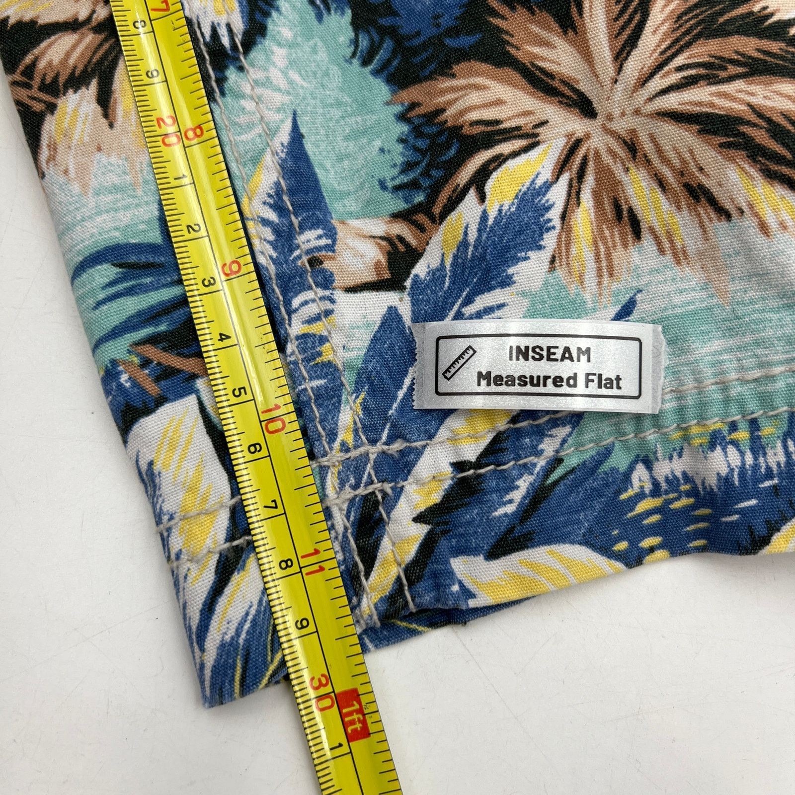 Denim & Supply Ralph Lauren Denim & Supply Printed Swim Trunks Hawaiian Motif Size US 31 - 6 Thumbnail
