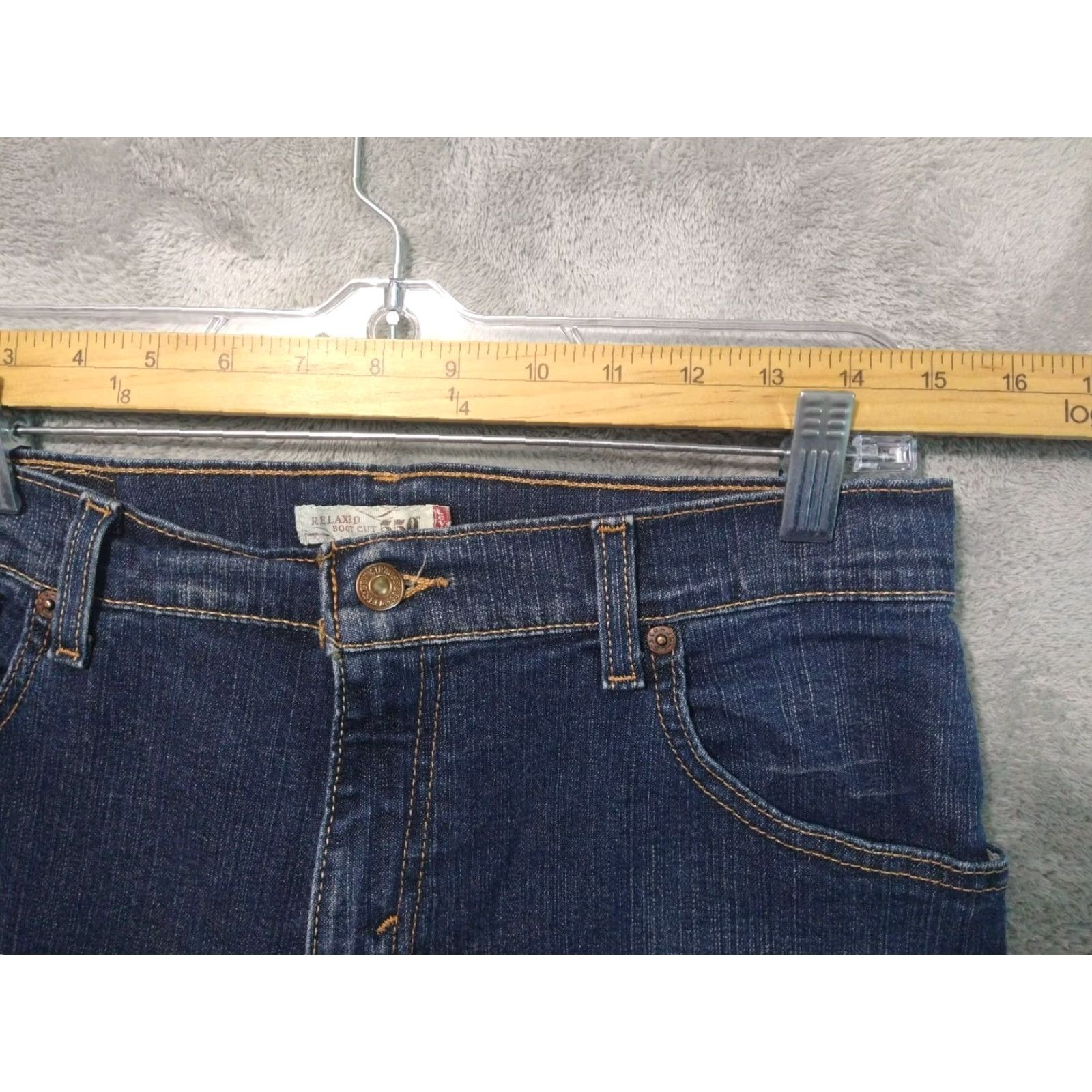 Levi's Levis Jeans Womens 8 Blue Denim Relaxed Boot Cut Dark Wash Western Y2K Size 30" / US 8 / IT 44 - 3 Thumbnail