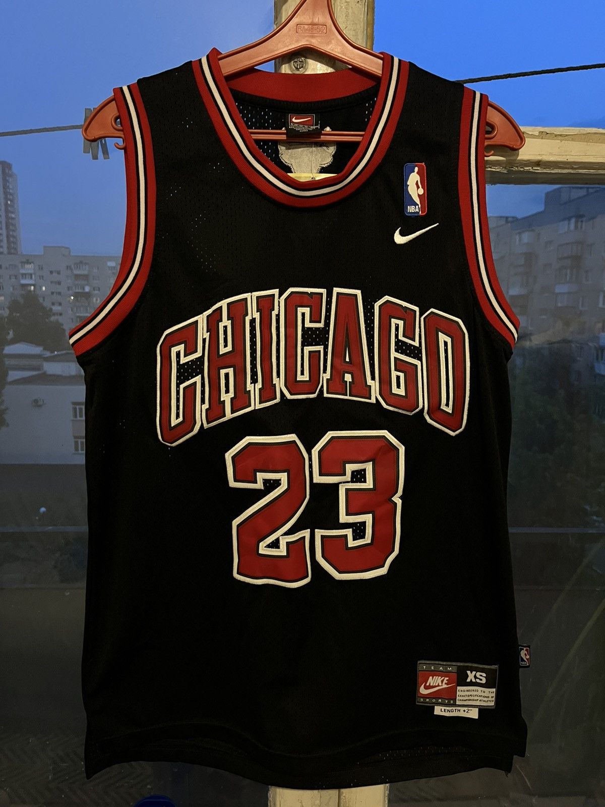 NBA Vintage Nike Chicago Bulls Jordan # 23 NBA Basketball Jersey Size US XS / EU 42 / 0 - 1 Thumbnail