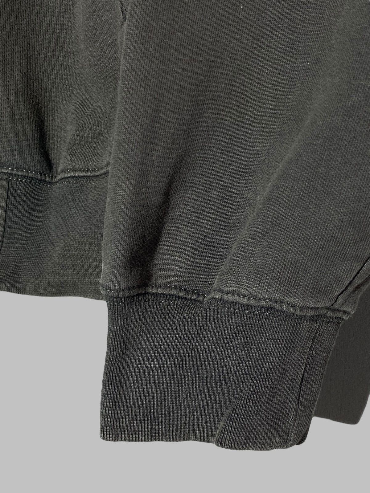 Carhartt 🔥 00s CARHARTT VINTAGE FADED BLACK ZIP SWEATSHIRT WORKWEAR Size US L / EU 52-54 / 3 - 7 Thumbnail
