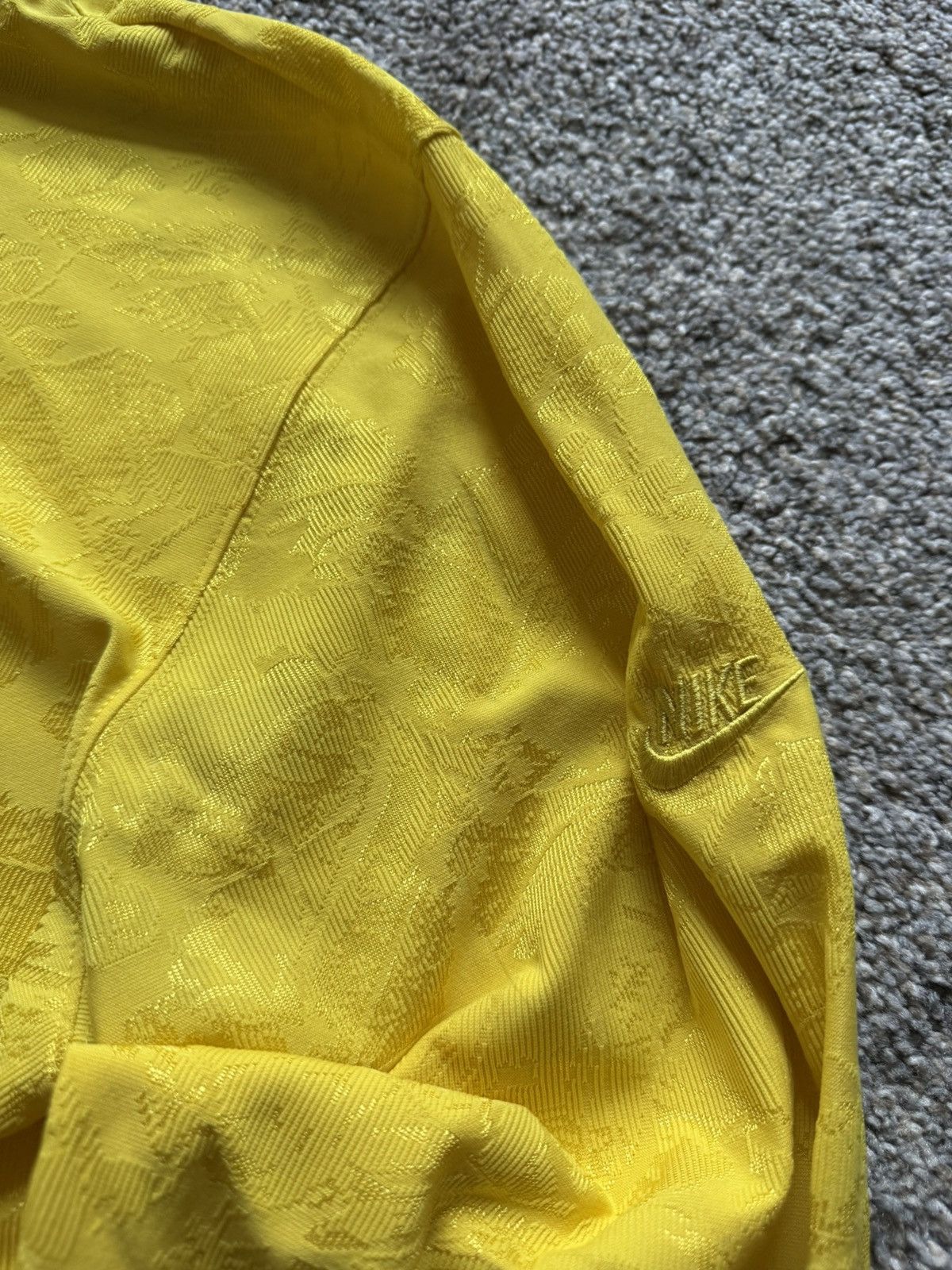 Nike Nike Tech Pack Dri-Fit Long Sleeve Polo Yellow Jacquard Size US M / EU 48-50 / 2 - 3 Thumbnail