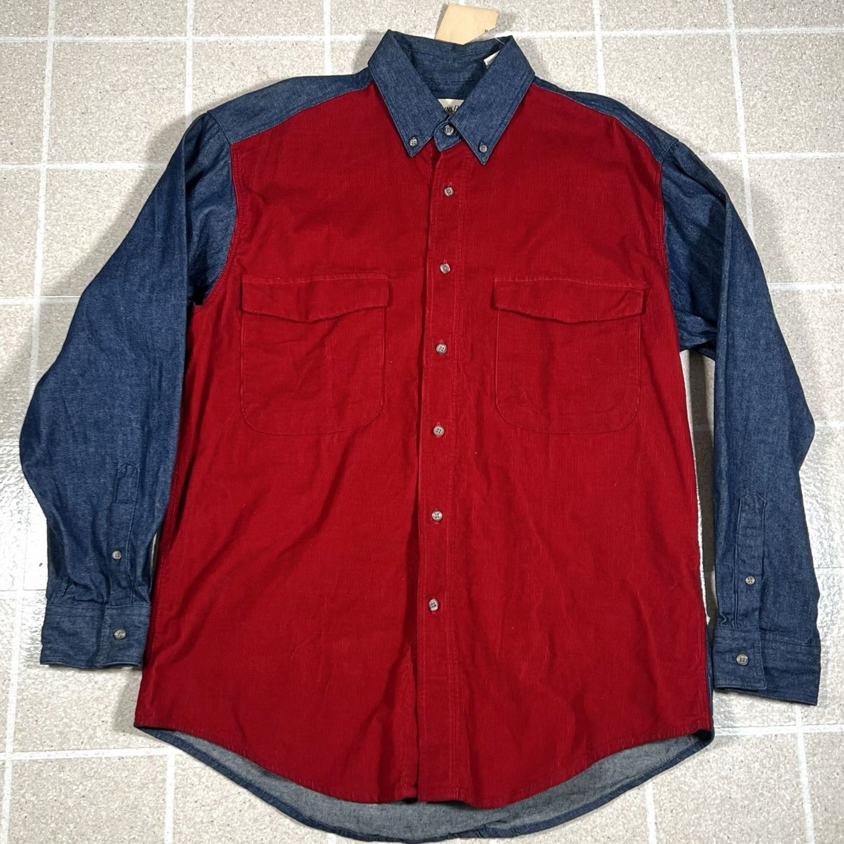 Vintage VINTAGE St. John's Bay Button-Down Shirt Denim Corduroy Red Large Mens M Long Sleeve Button-Up Shirt Size US M / EU 48-50 / 2 - 2 Thumbnail