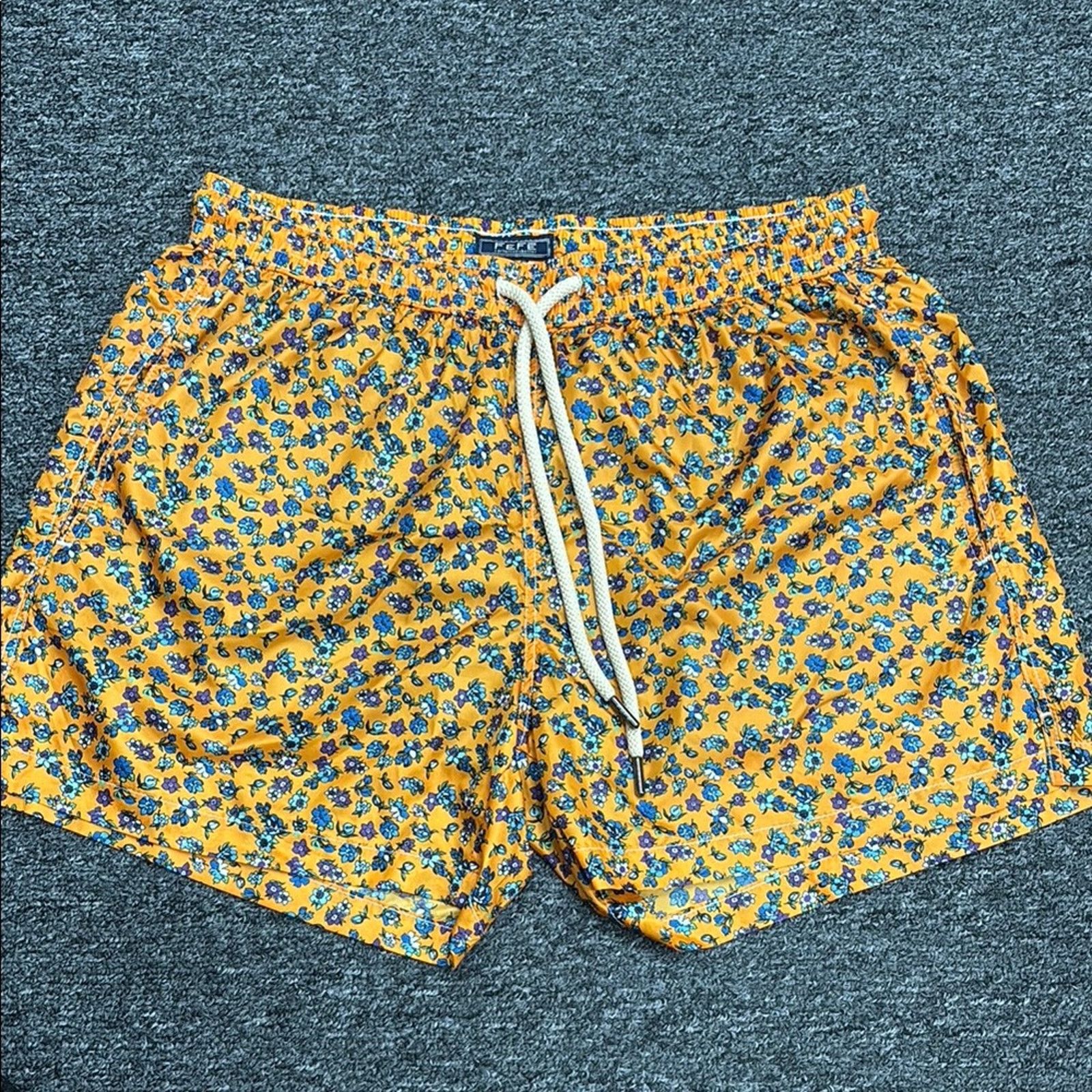 Other NWT Fefe Floral men swim shorts Size L Size US 36 / EU 52 - 1 Thumbnail