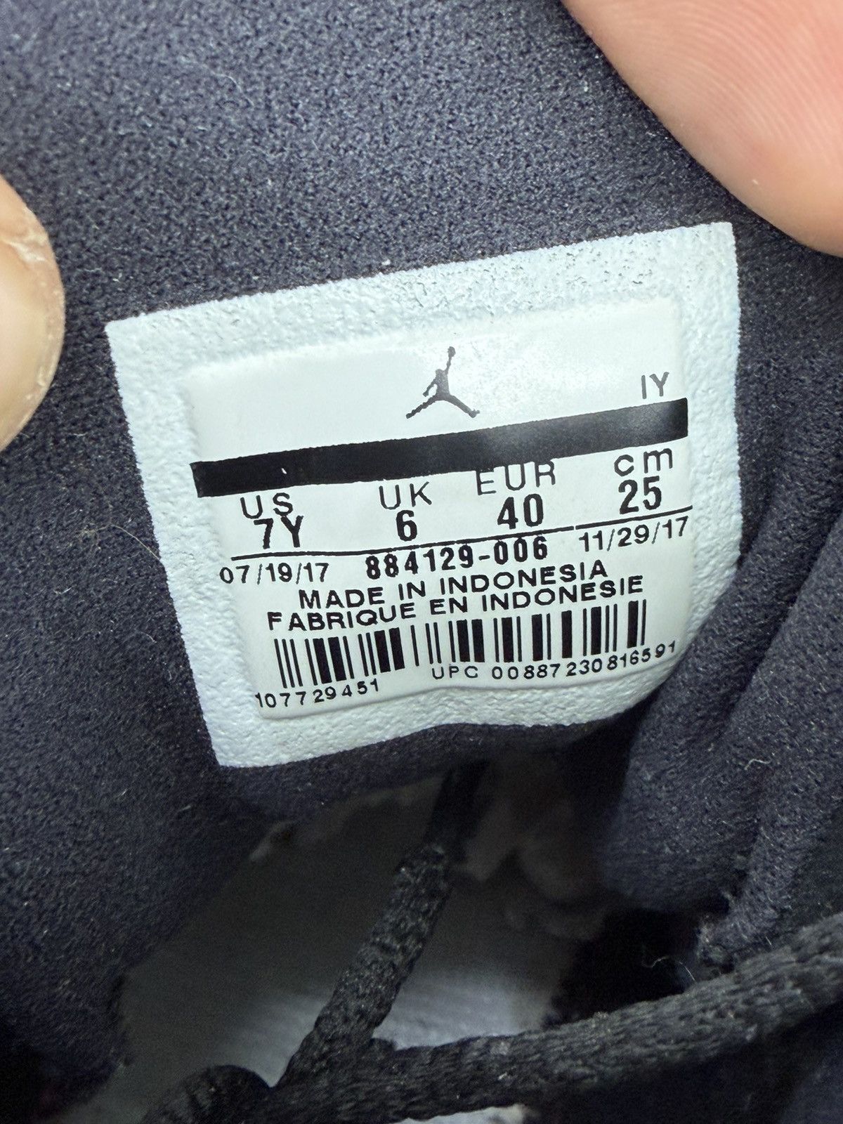 Jordan Brand Air Jordan 13 Olive Size 7Y (2018) Size US 7 / EU 40 - 10 Thumbnail