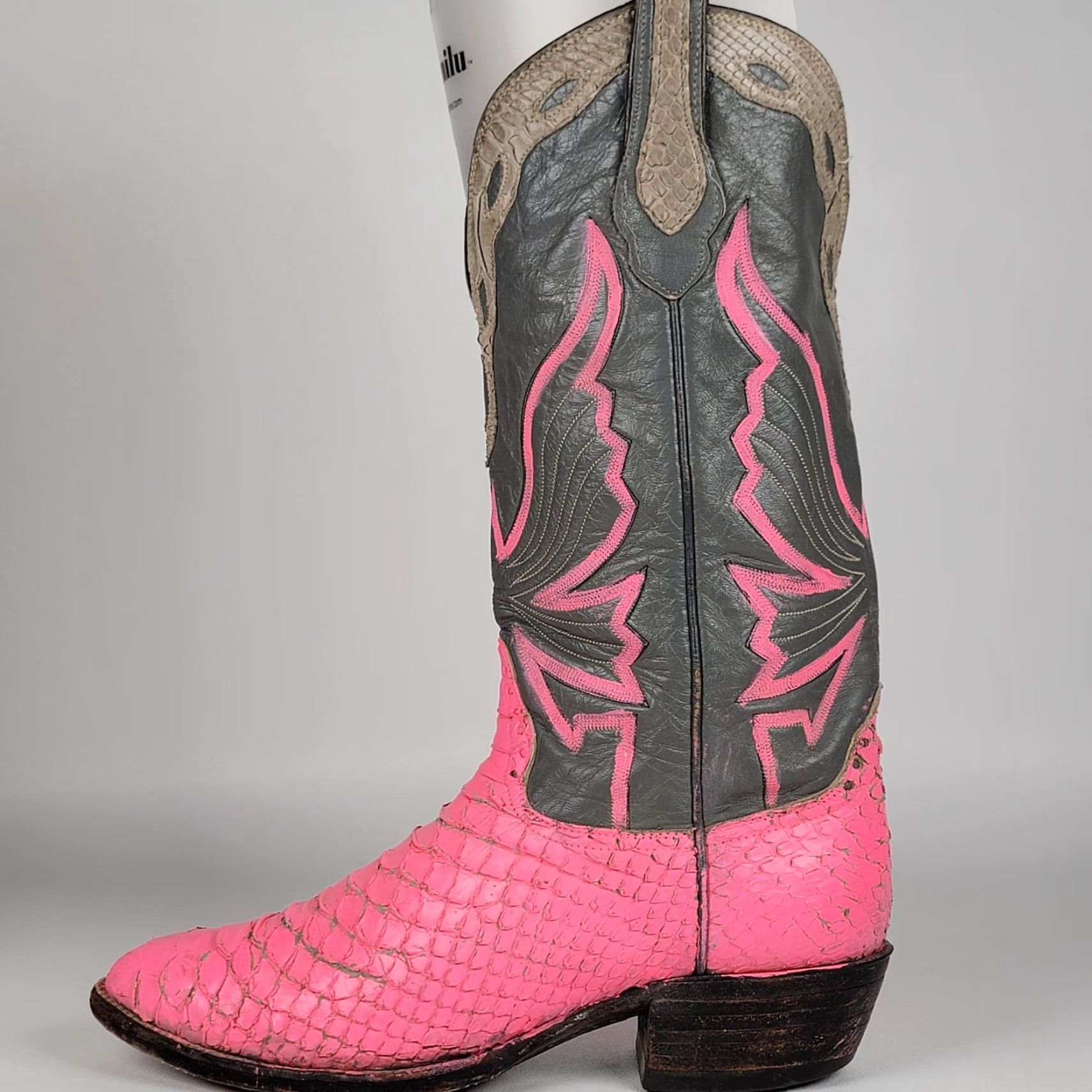 Vintage VINTAGE Hondo Boots Mens 8.5 Cowboy Exotic Hide Leather Pink Paint Western Style Heel Rockabilly Mexico Mens Size US 9 / EU 42 - 6 Thumbnail