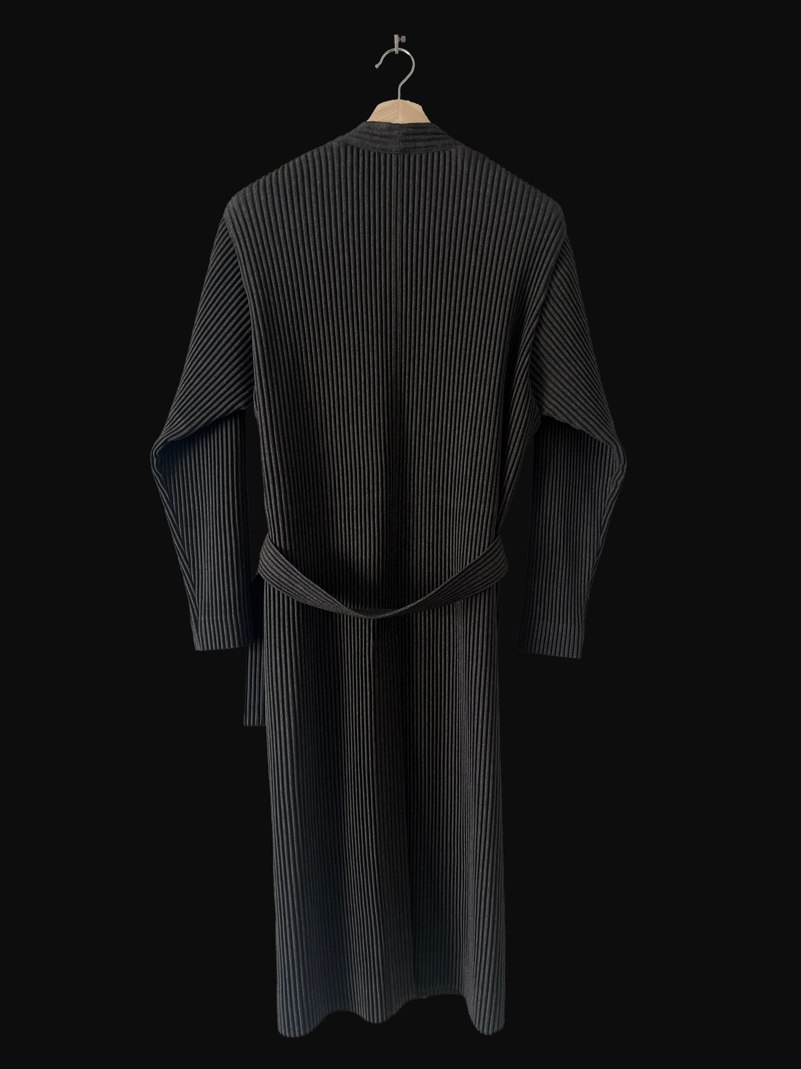 Homme Plisse Issey Miyake Wool Like Light Pleated Belted Collarless Coat Size US L / EU 52-54 / 3 - 2 Thumbnail