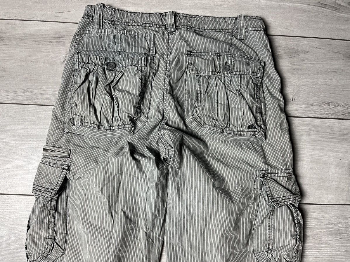 Quiksilver Quiksilver cargo pants vintage size 34 multi pocket Size US 34 / EU 50 - 7 Thumbnail