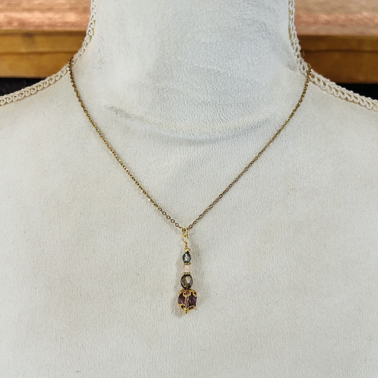Handmade Handcrafted vintage bead faceted glass crystal drop necklace Size ONE SIZE - 3 Thumbnail