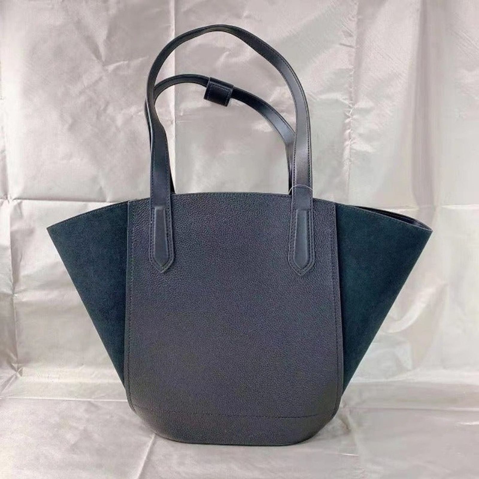 Michael Kors Michael Kors 35F1GPAT3S Portia large Bucket Bag In Black Size ONE SIZE - 3 Thumbnail