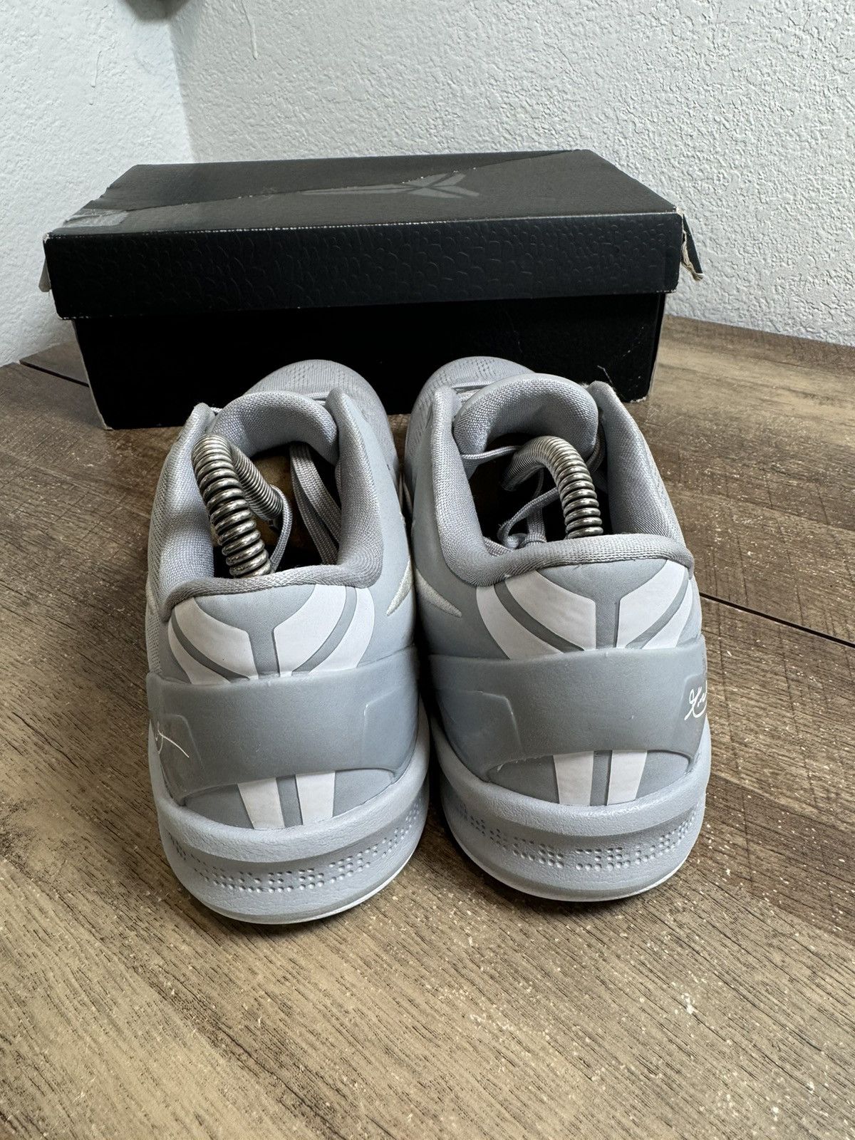 Nike Nike Kobe 8 Protro Men's Sneakers Wolf Grey Men's Size 8 Size US 8 / EU 41 - 4 Thumbnail