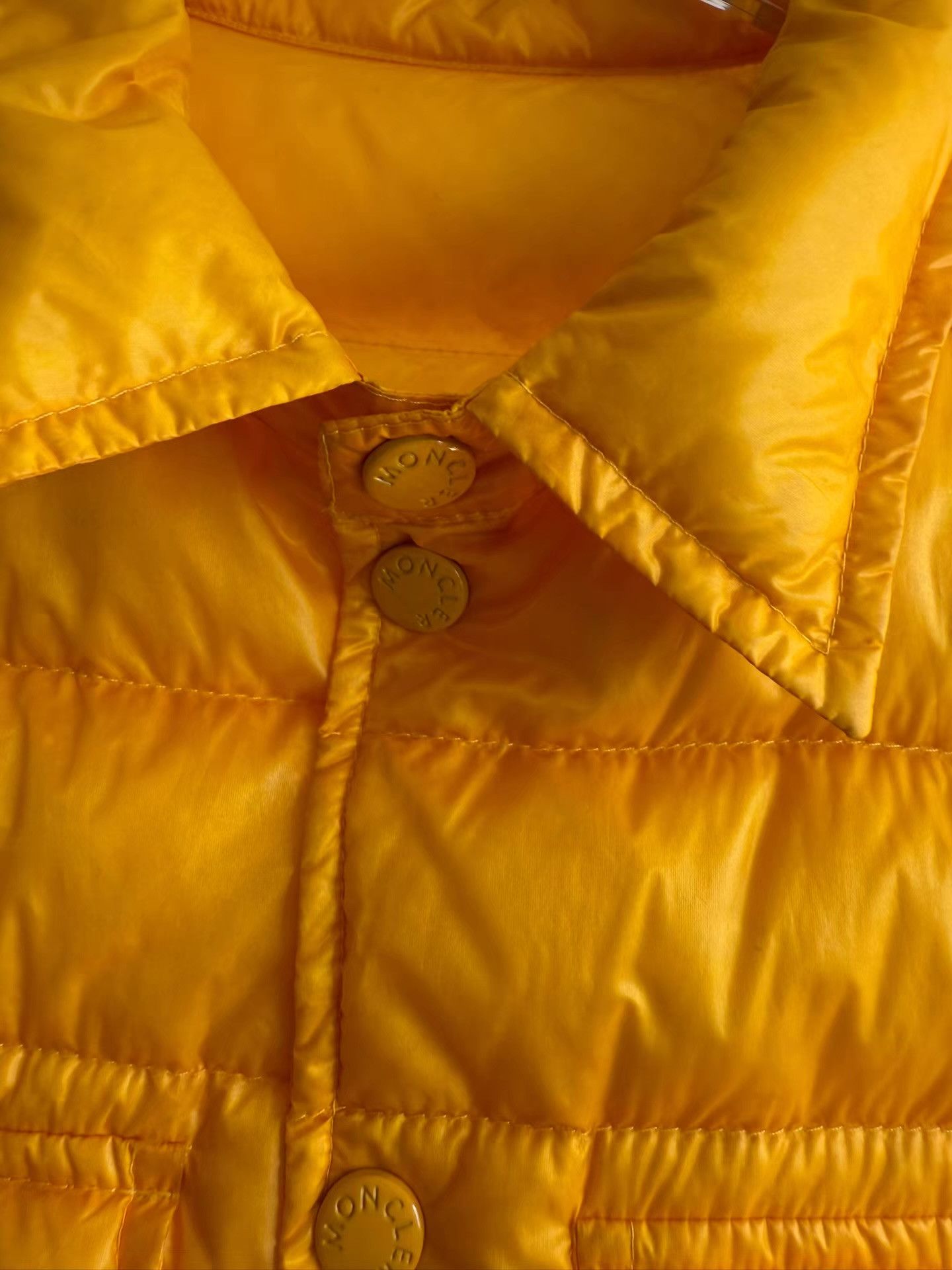 Moncler Moncler Yellow Down Jacket Q17 Size US M / EU 48-50 / 2 - 7 Thumbnail