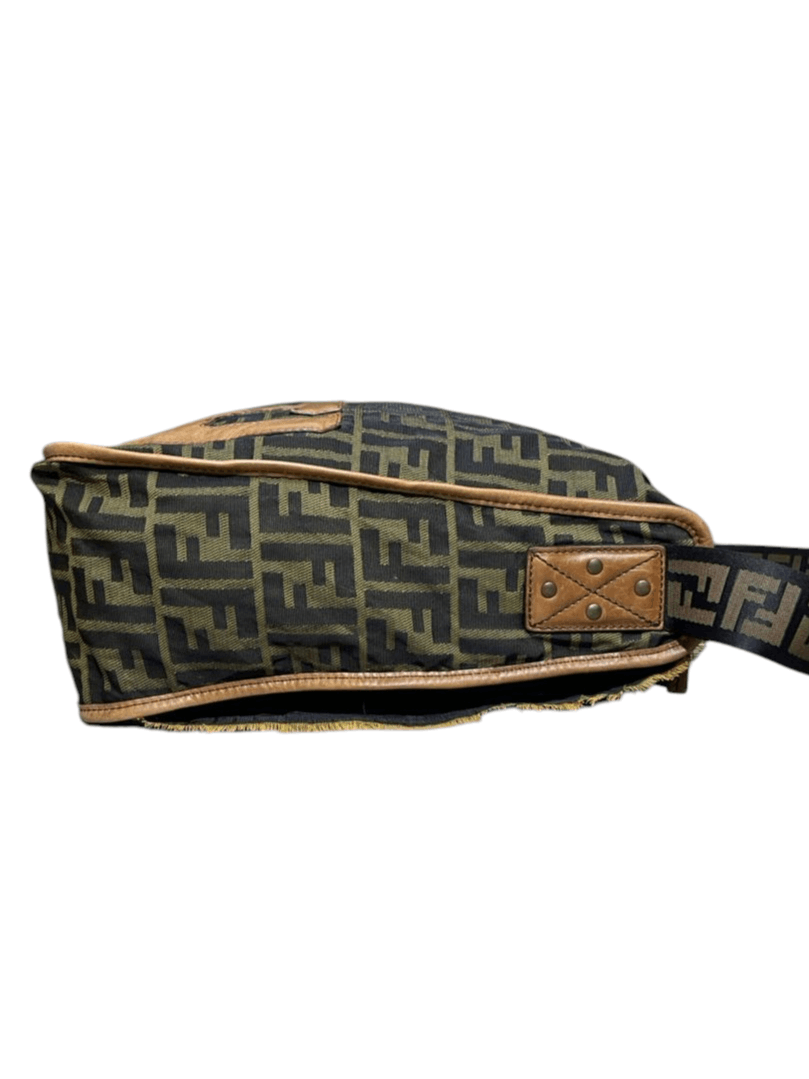 Fendi Vintage Fendi FF Zucca Logo Large Crossbody Size ONE SIZE - 4 Thumbnail