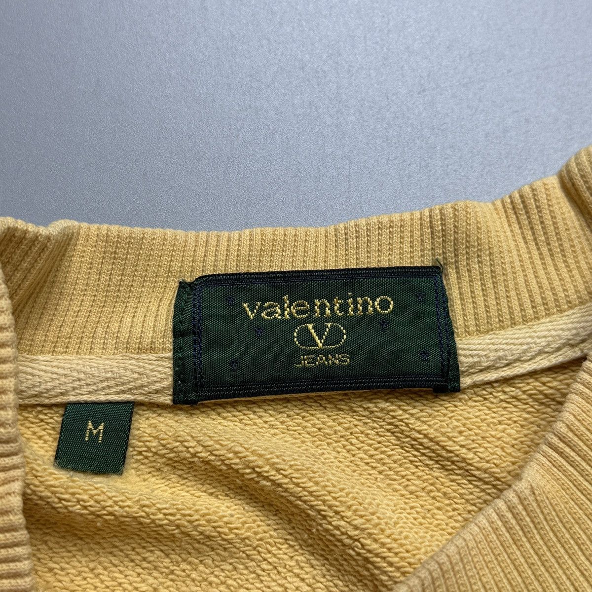Valentino Valentino - Vintage Embroidered Script Logo - Sweater Size US M / EU 48-50 / 2 - 6 Thumbnail