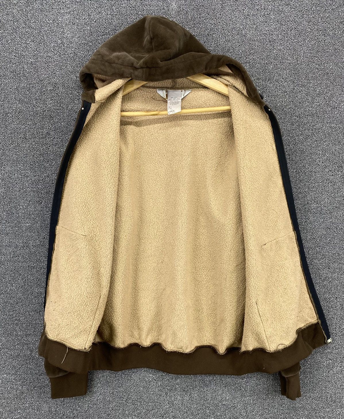 Carhartt Vintage 1990s Carhartt Fleece Faux Fur Zip Up Hoodie Jacket Size US L / EU 52-54 / 3 - 6 Thumbnail