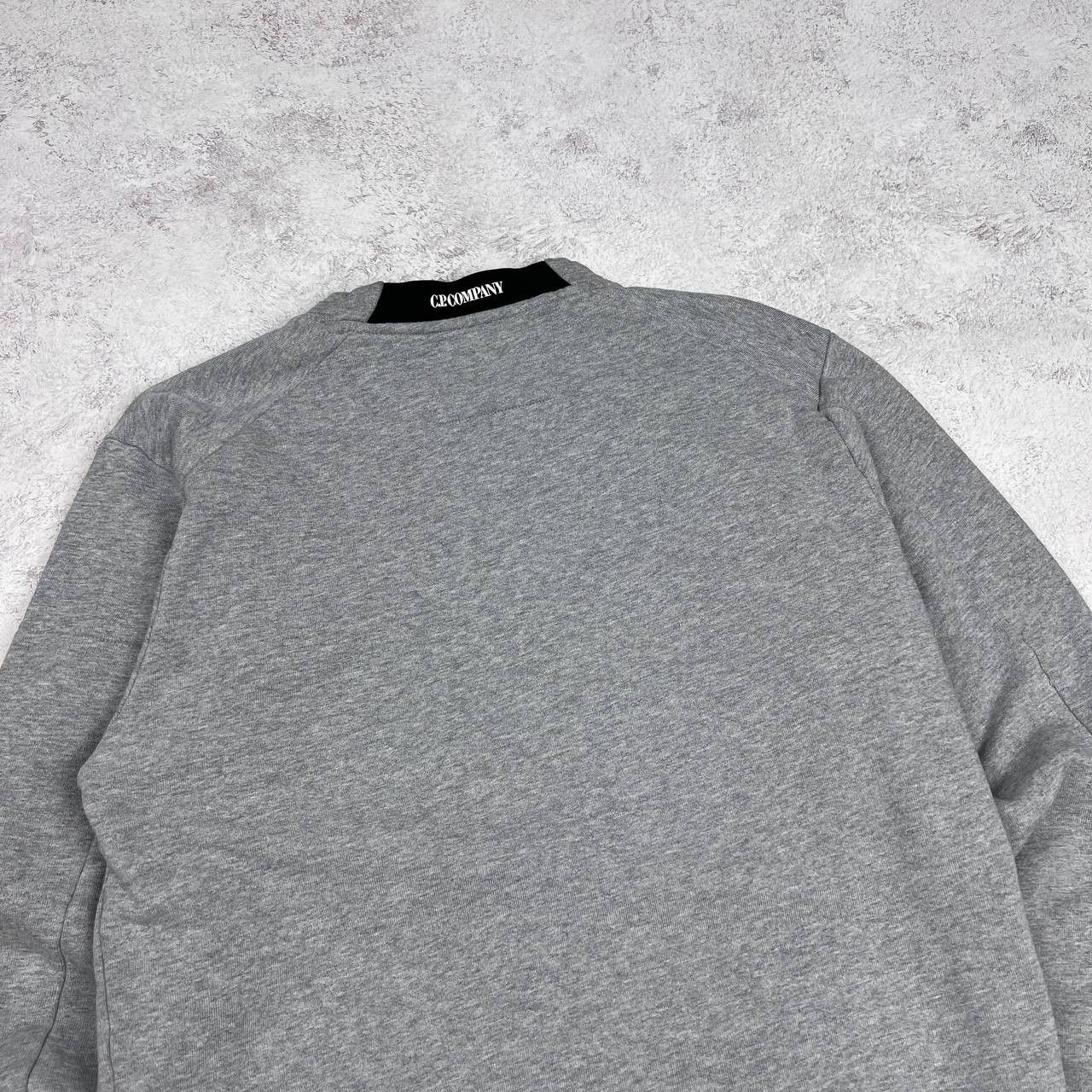 C.P. Company C.P. Company Grey Crew Neck Sweatshirt Arm Lens Logo Detail Size US S / EU 44-46 / 1 - 10 Thumbnail