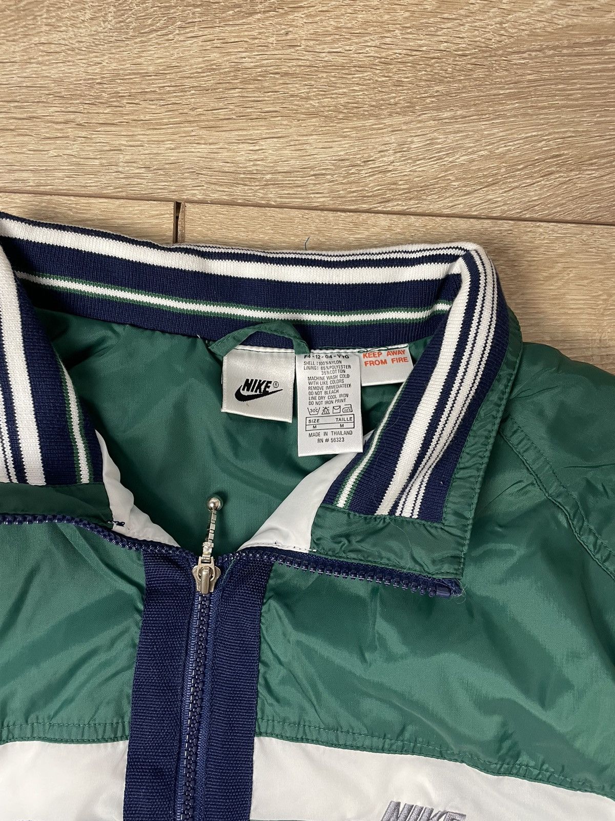 Nike Nike Vintage Nylon Track Jacket Full Zip 90-s Size US M / EU 48-50 / 2 - 7 Thumbnail