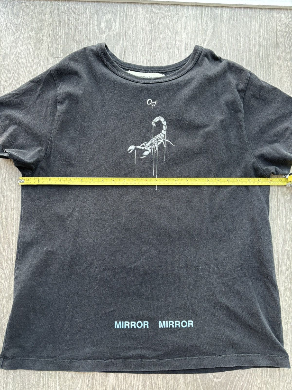 Off-White Off-White SS17 Othelo’s Scorpion Tee Size US L / EU 52-54 / 3 - 11 Thumbnail